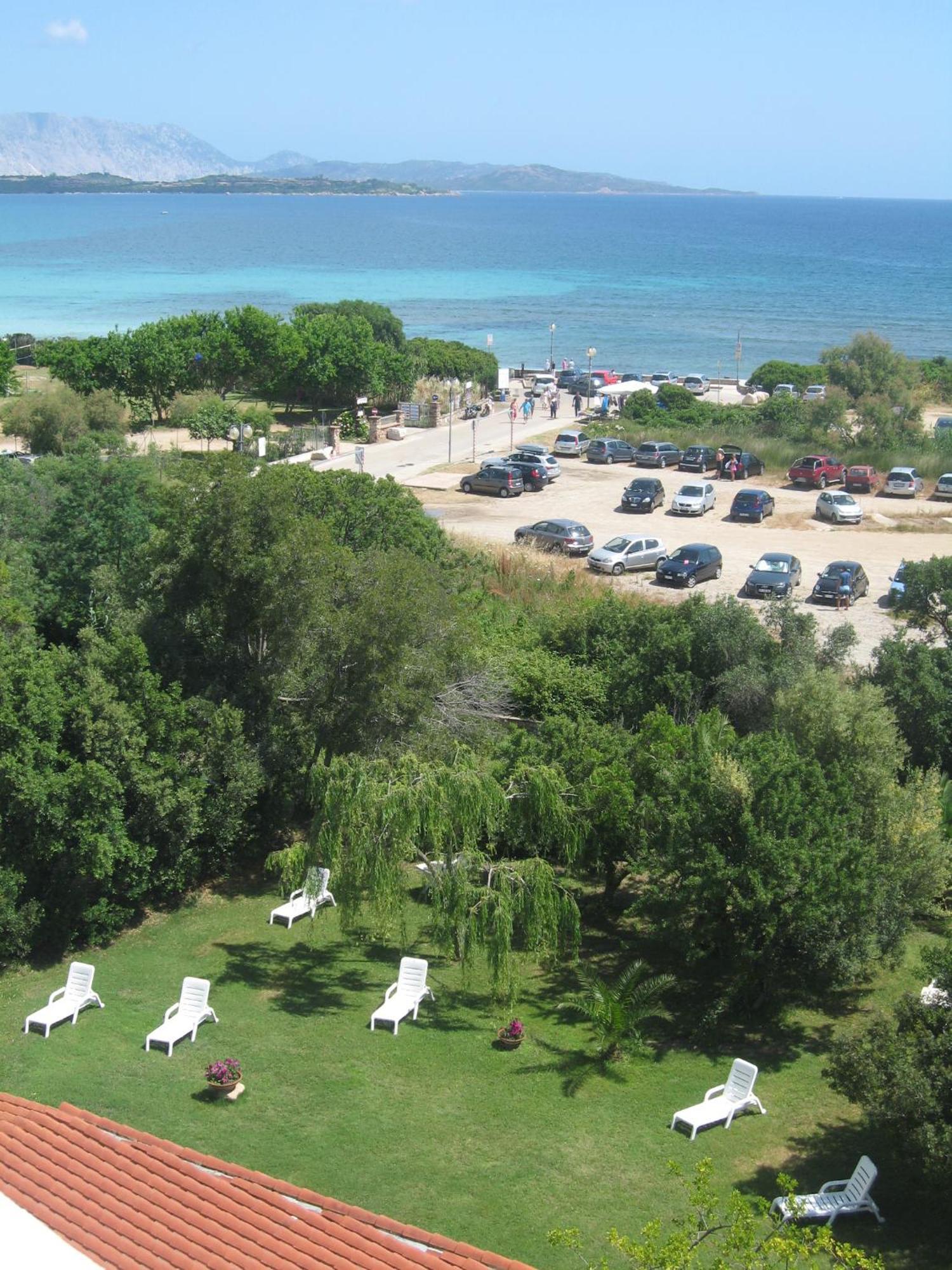 Hotel Onda Marina San Teodoro  Exteriör bild